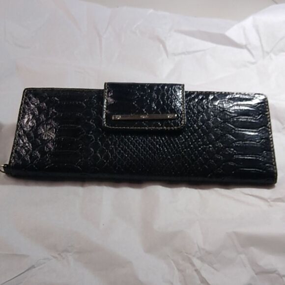 Relic Black Full Length Wallet with Mirror Coin area on back - Picture 1 of 6